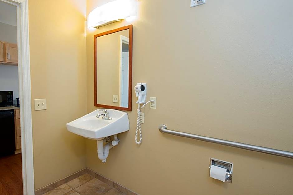 Photo 1 of 5 of Studio 2 Queen Beds, Hearing Accessible