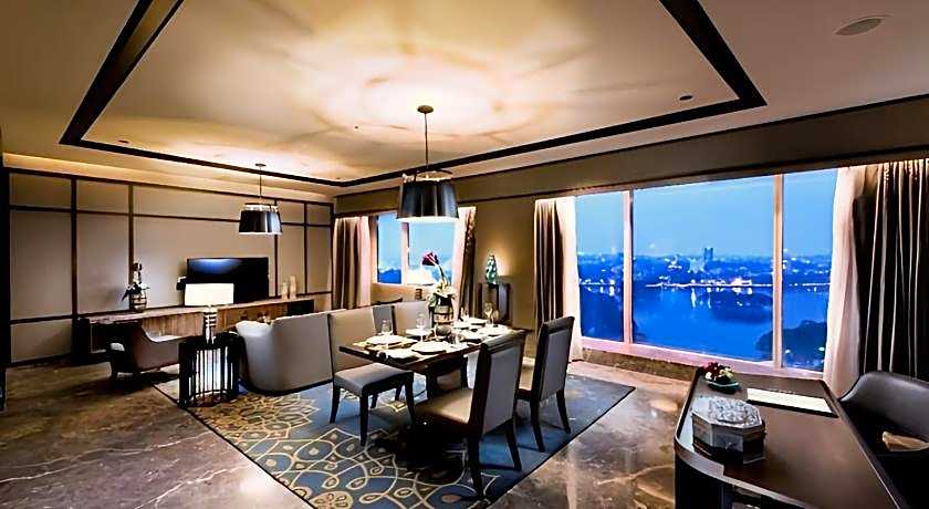 Conrad By Hilton Bengaluru