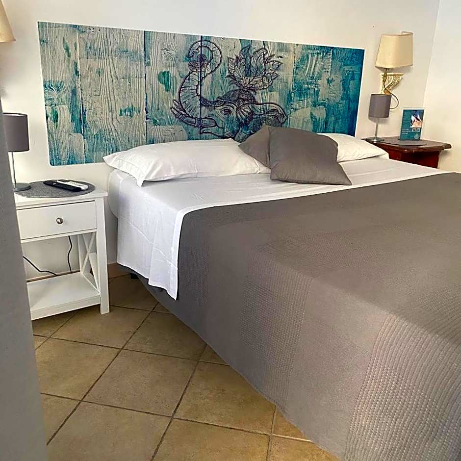 Airport Hotel