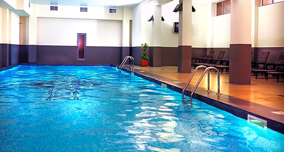 Ani Plaza Hotel