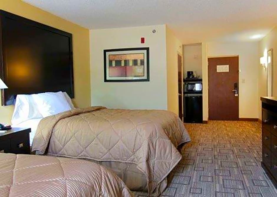 Quality Inn & Suites Greenville near downtown