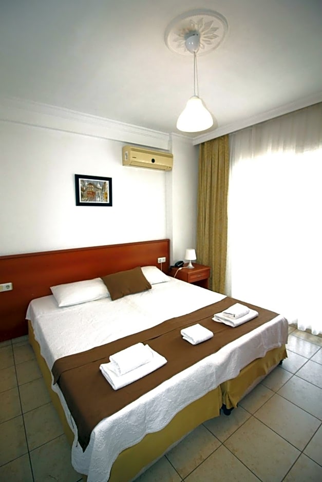 Bonapart Hotel