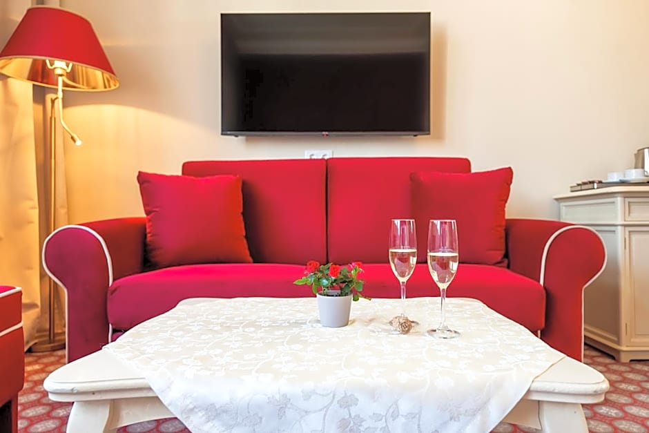 Aviano Boutique Hotel