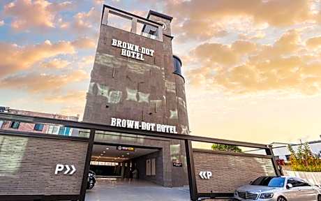 Gyeongju Brown Dot Gyeongju City Hall