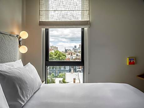 Deluxe King City View