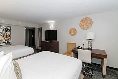 Queen Room with Two Queen Beds - Mobility Accessible/Non-Smoking