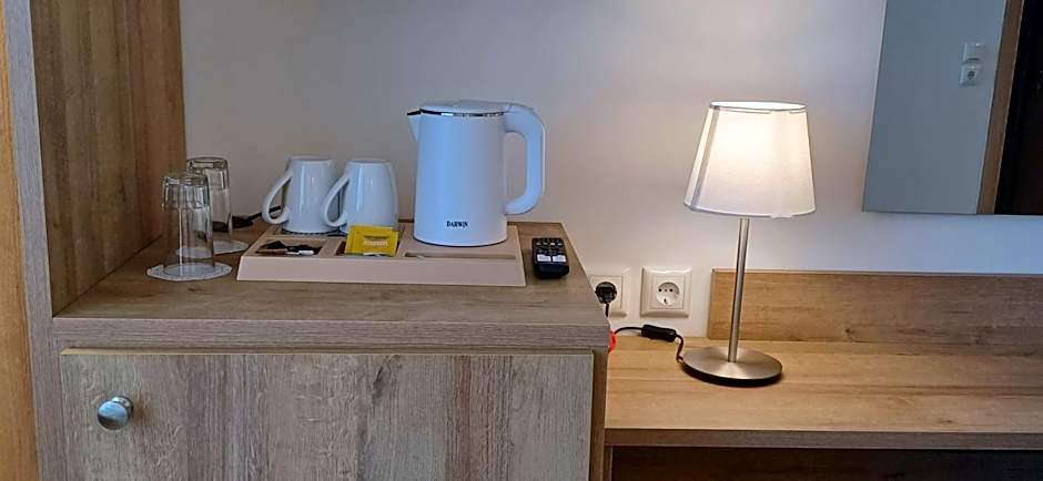 ALPHA APARTMENTS Free Shuttle from and to the Airport