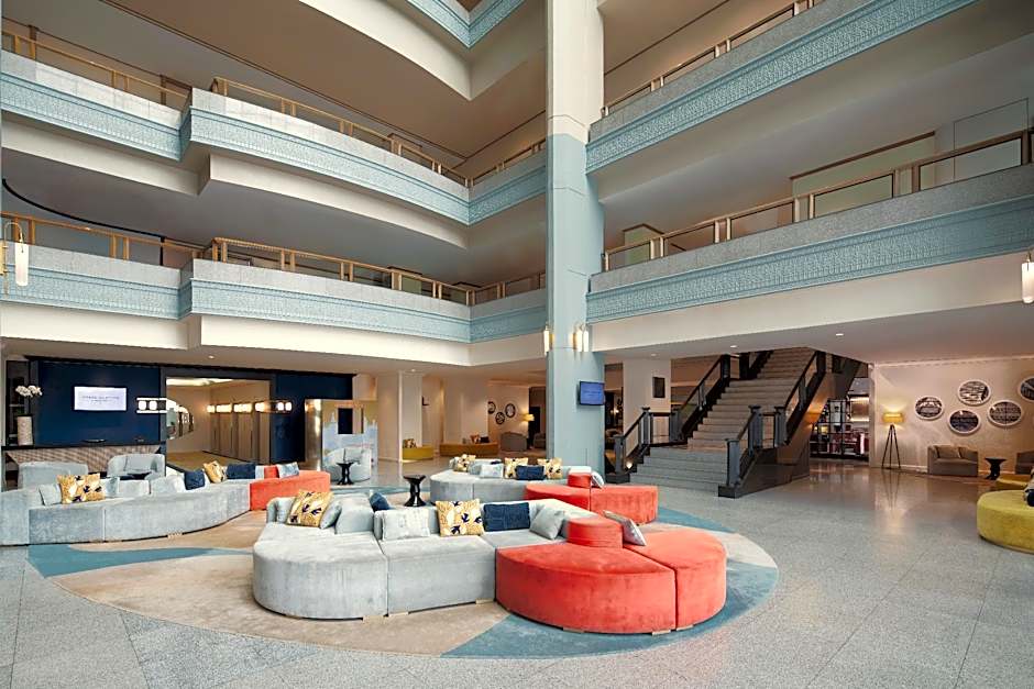 Grand Mercure Bangkok Atrium