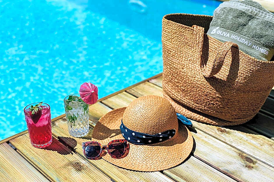 Oliva Holiday Homes