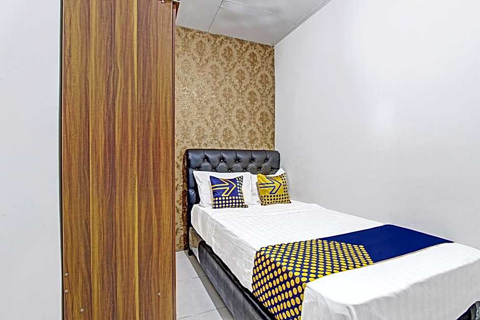 SPOT ON 91521 Mayong Guesthouse