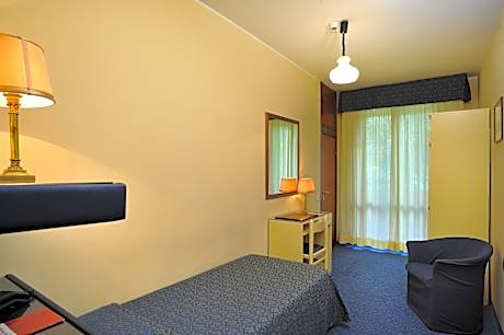 Business Single Room