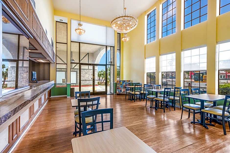 Hotel Hacienda at Ontario Ranch