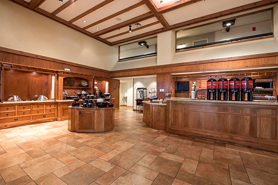 Cabot Lodge Jackson North
