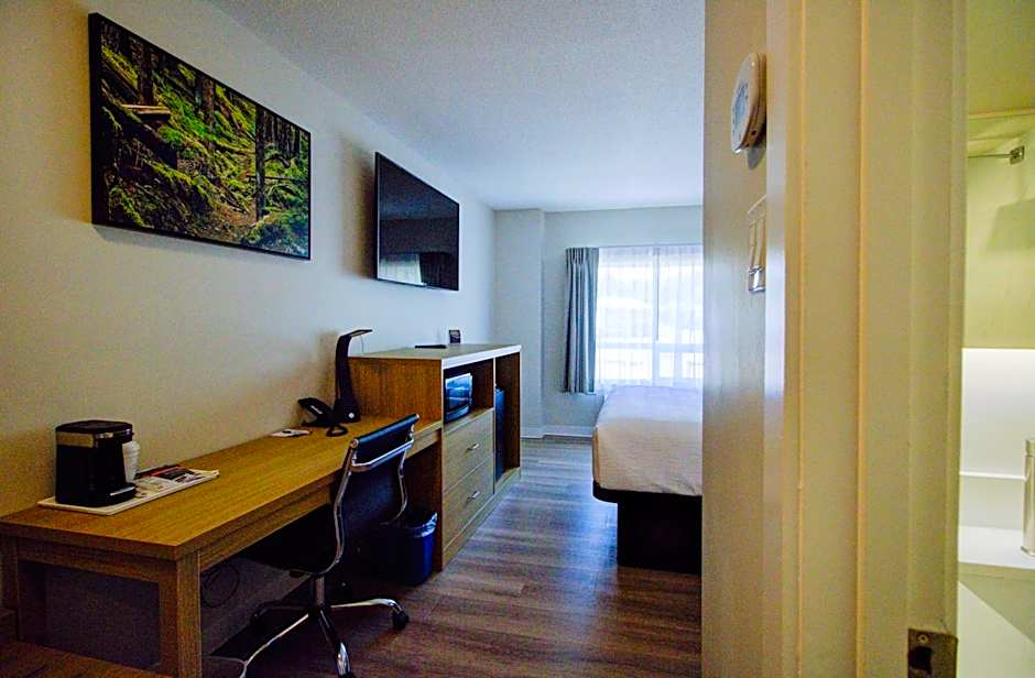 Baymont by Wyndham Gold River