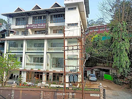 Golden Peaks Hotel