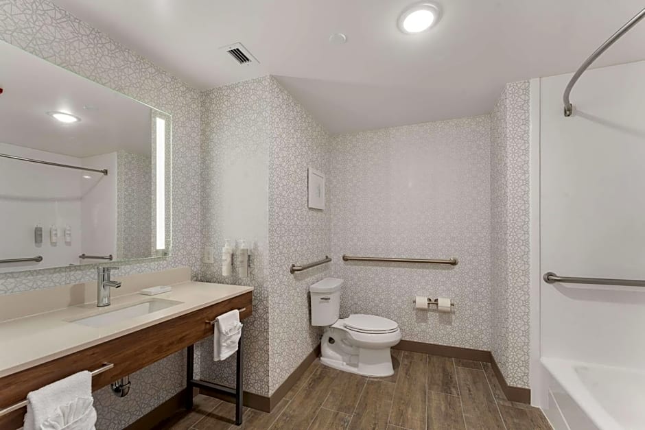 Hampton Inn By Hilton Milford