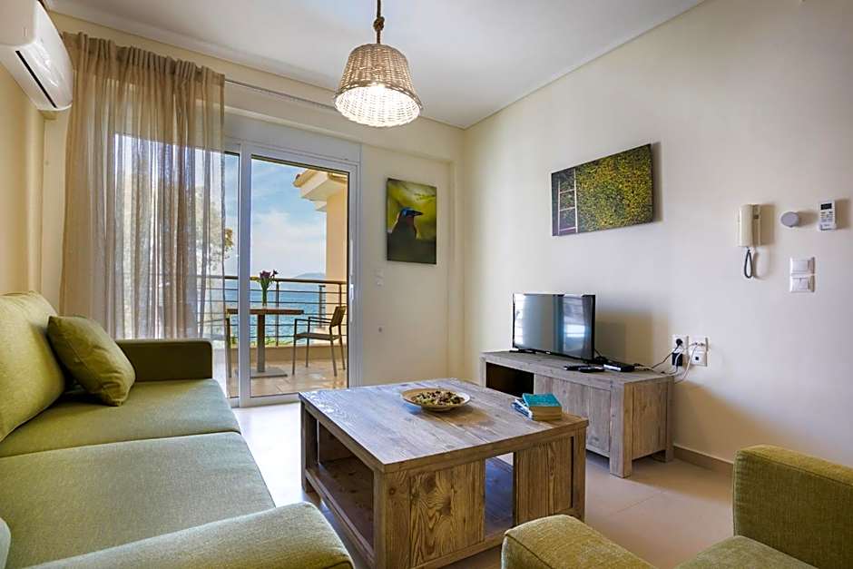 Meliti Waterfront Suites