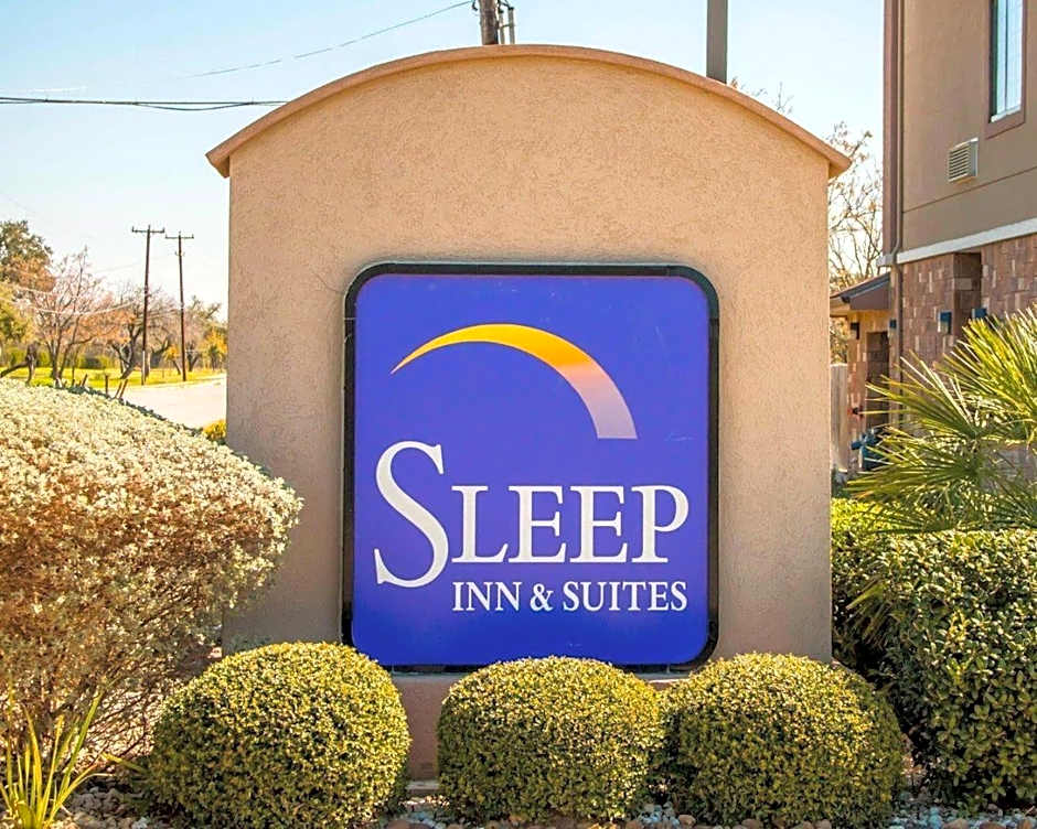 Sleep Inn & Suites at Six Flags