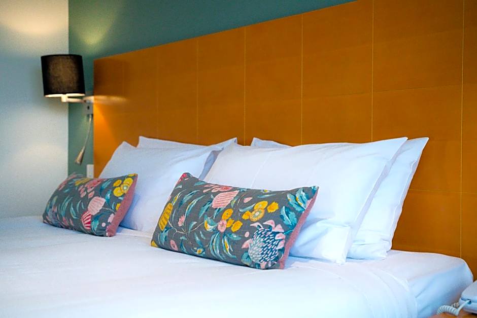 Gateway Hotel by Nightcap Plus