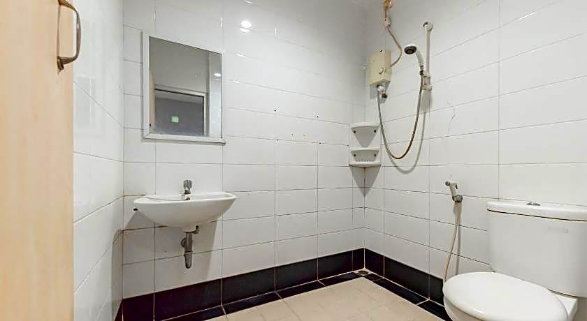 RedDoorz @ Pelajar Pejuang 3