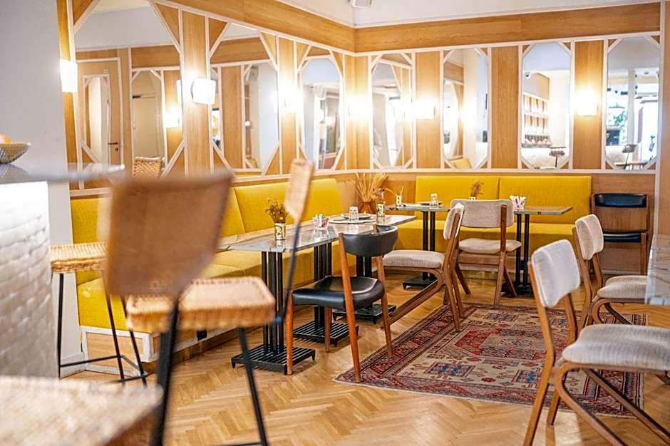 Hotel Habituel