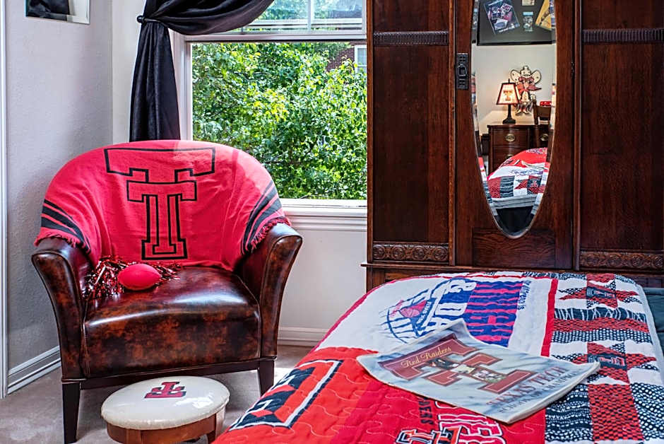 Woodrow House Bed & Breakfast