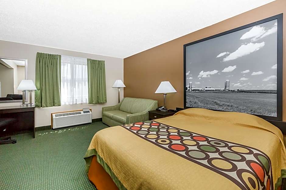 Super 8 by Wyndham Jefferson