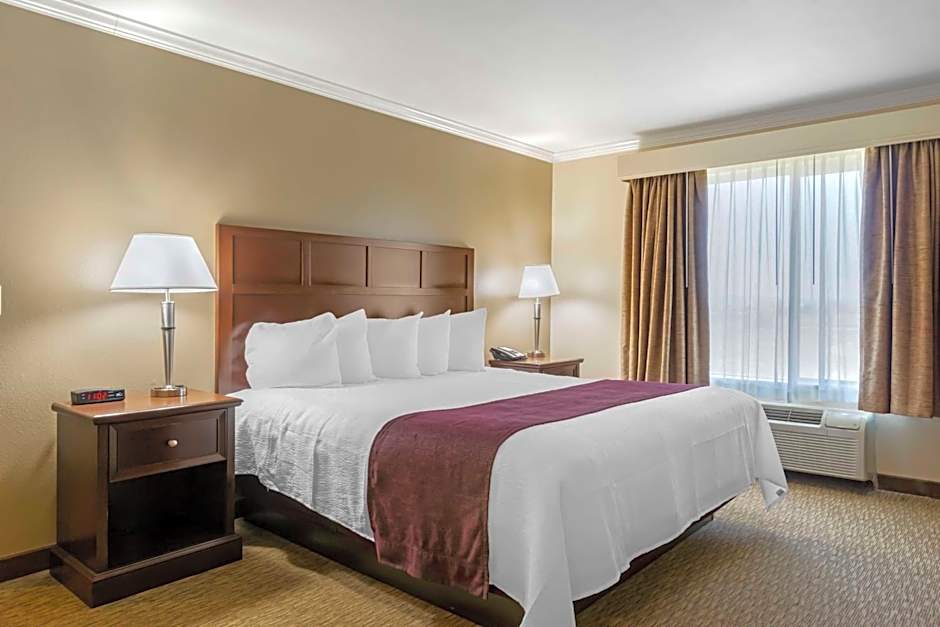 Best Western Plus Grapevine Inn
