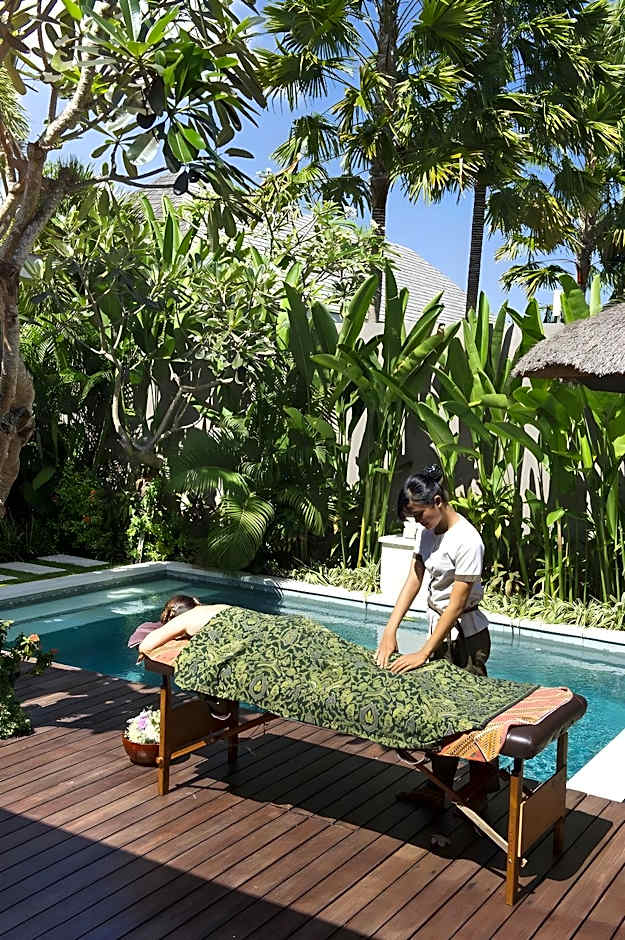 Chandra Bali Villas