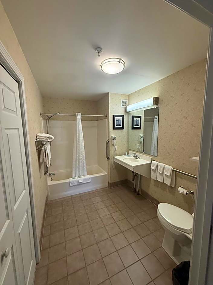Smart Suites, an Ascend Collection Hotel