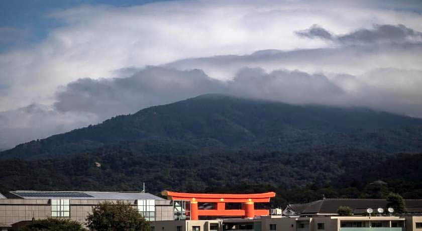 Higashiyama Shikikaboku