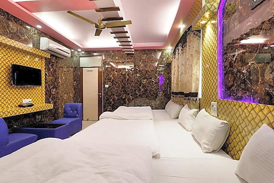 Hotel Om International – Delhi, NY