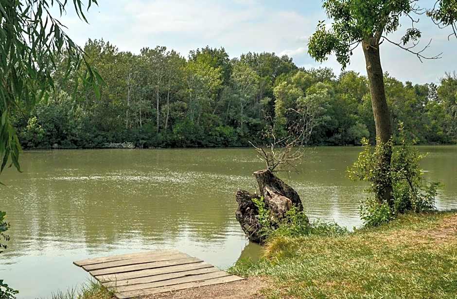 Antal-tavi Fogadó és Horgászparadicsom