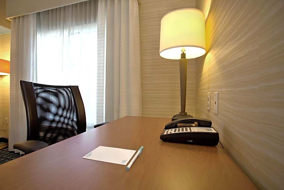 Fairfield Inn & Suites by Marriott Edison-South Plainfield