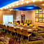 Holiday Inn Express and Suites Detroit North - Roseville