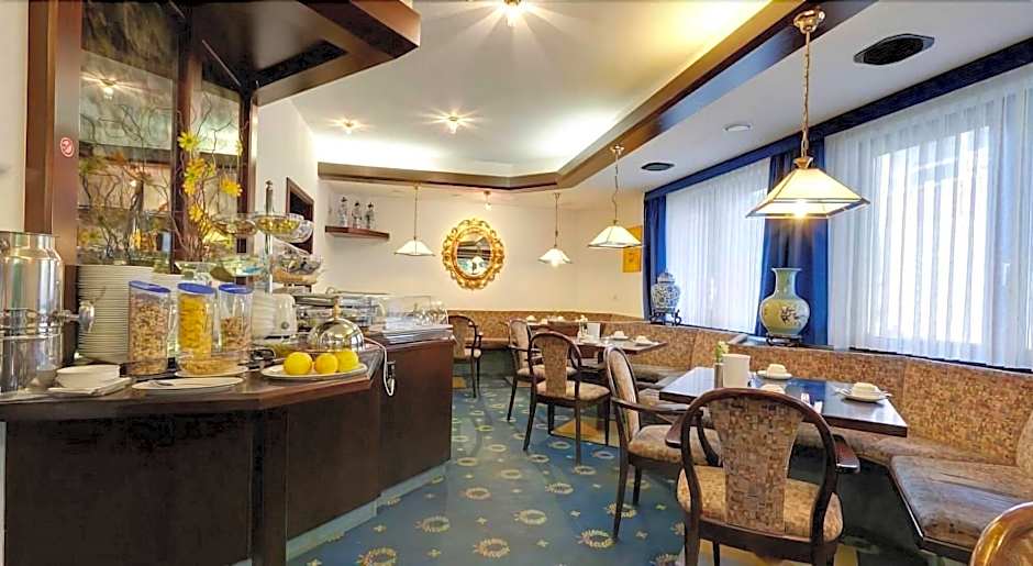 Hotel Astoria am Urachplatz
