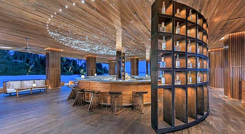 Anantara Kihavah Villas Resort