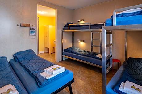 Six Person Family Room with Private Bathroom and Shower