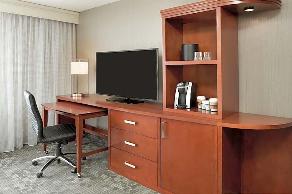 Courtyard by Marriott Ottawa Downtown