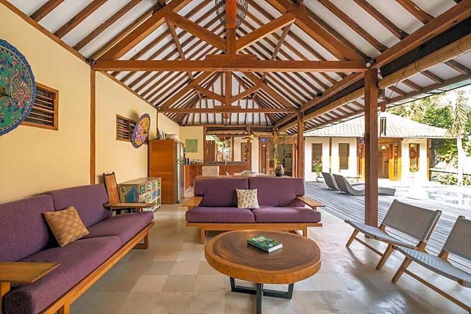 Gorgeous 4 BR Villa in Canggu