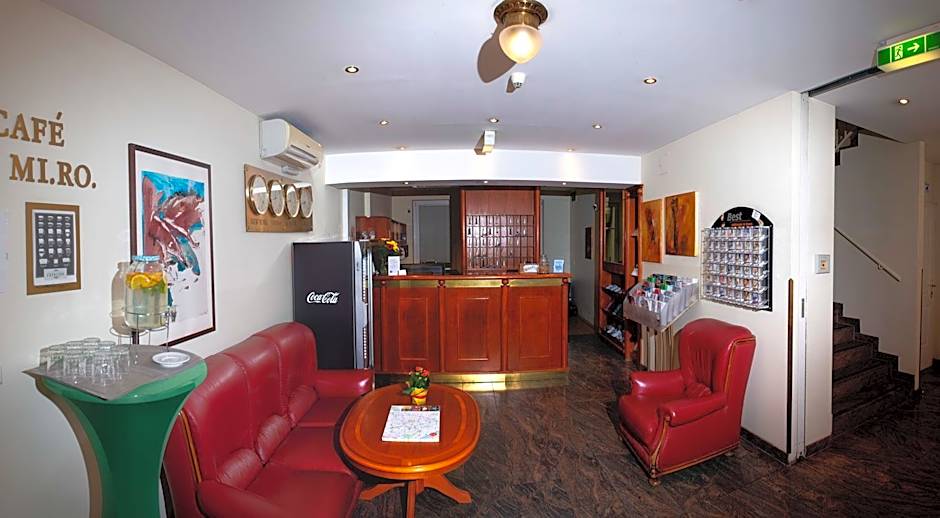 Suite Hotel 900 m zur Oper