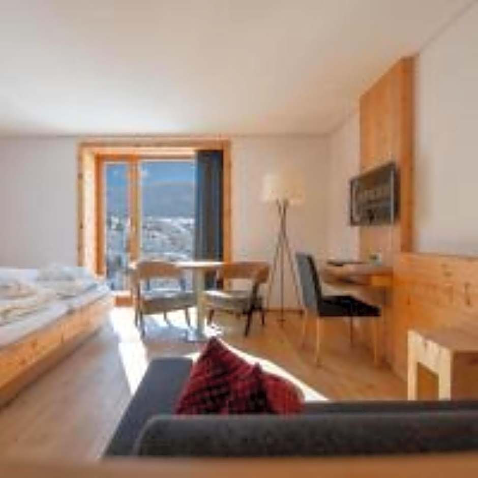 Mondschein Hotel & Chalet Ski-In Ski-Out Luxus am Arlberg