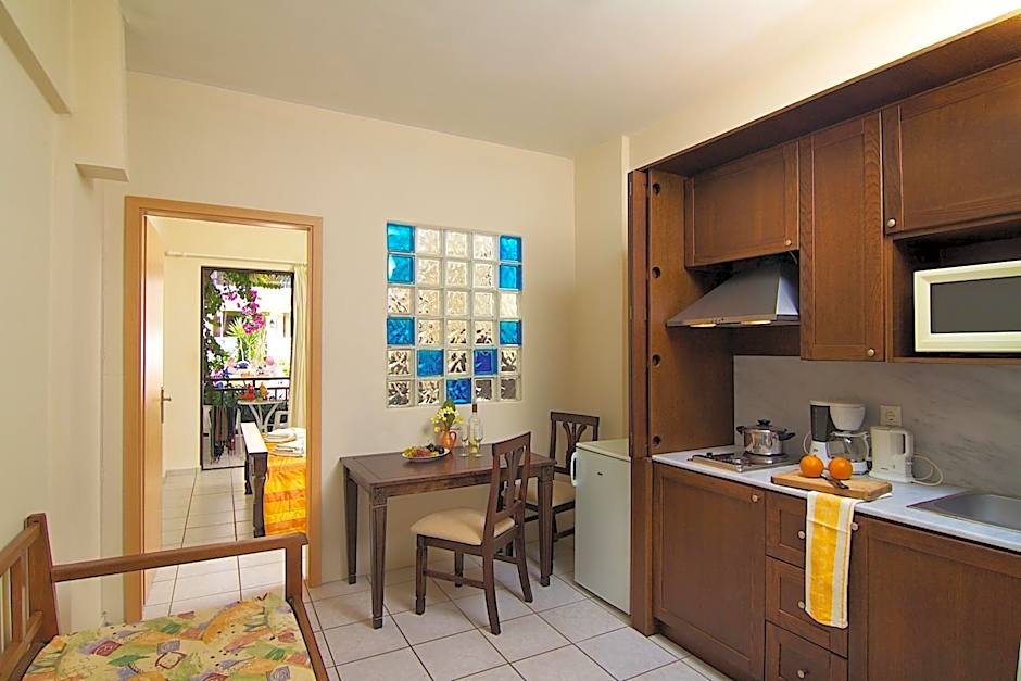 Trefon Hotel Apartments and Family Suites