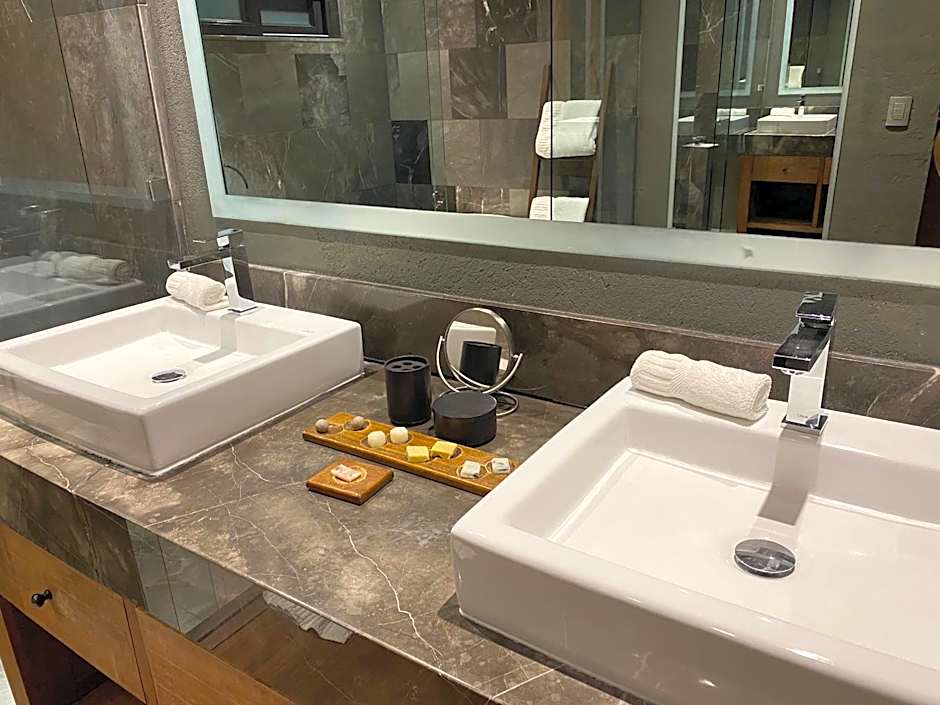 Hacienda Los Picachos