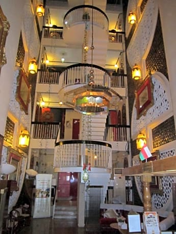 Qurum Beach Hotel
