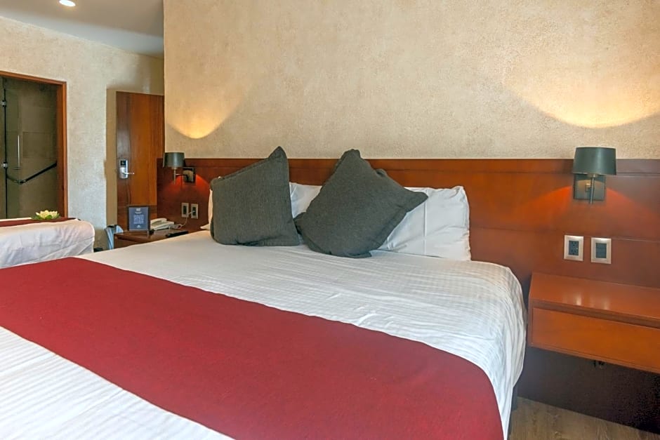 Hotel Madero