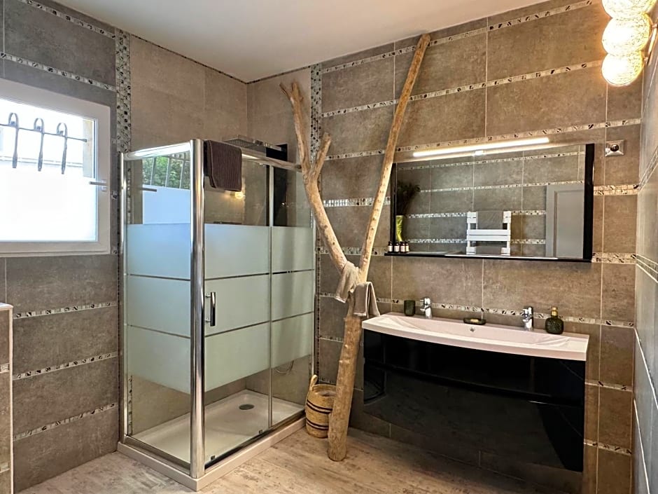 Les 5 Arches - Adult Only