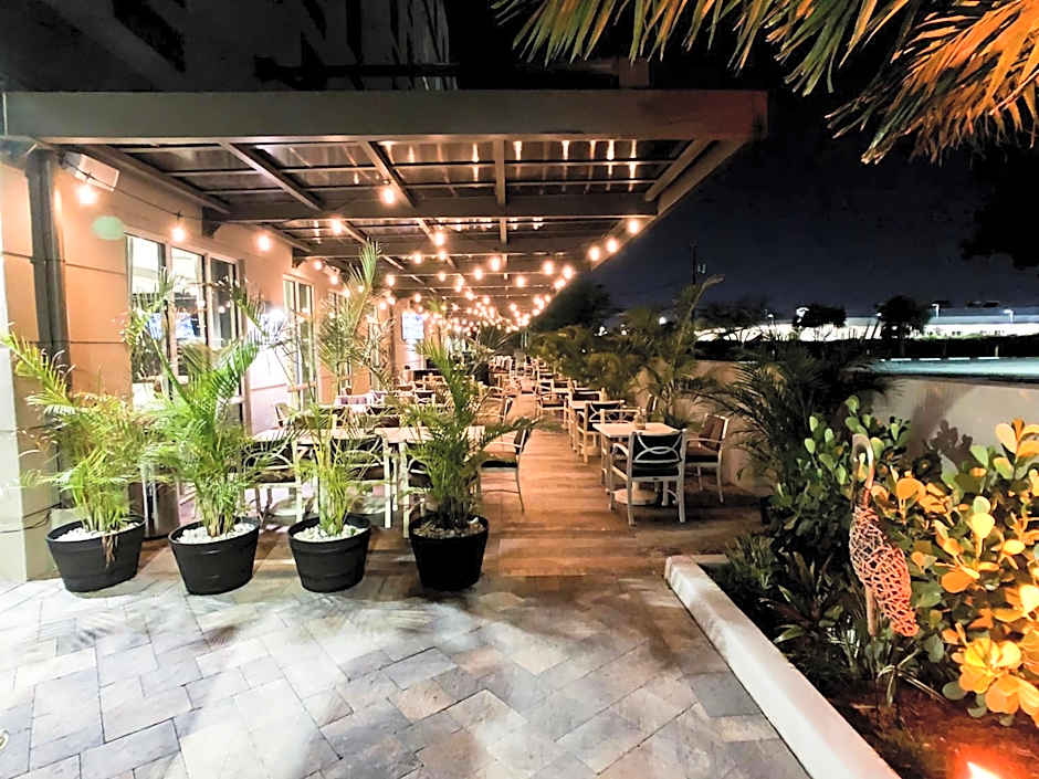 Wingate by Wyndham Miami Airport