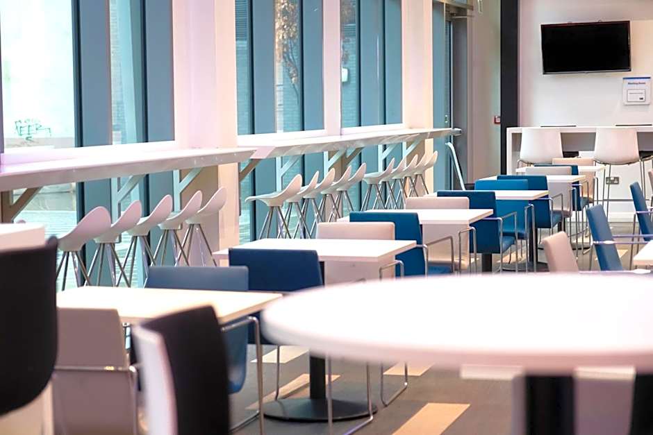 Holiday Inn Express Manchester City Centre Arena By IHG