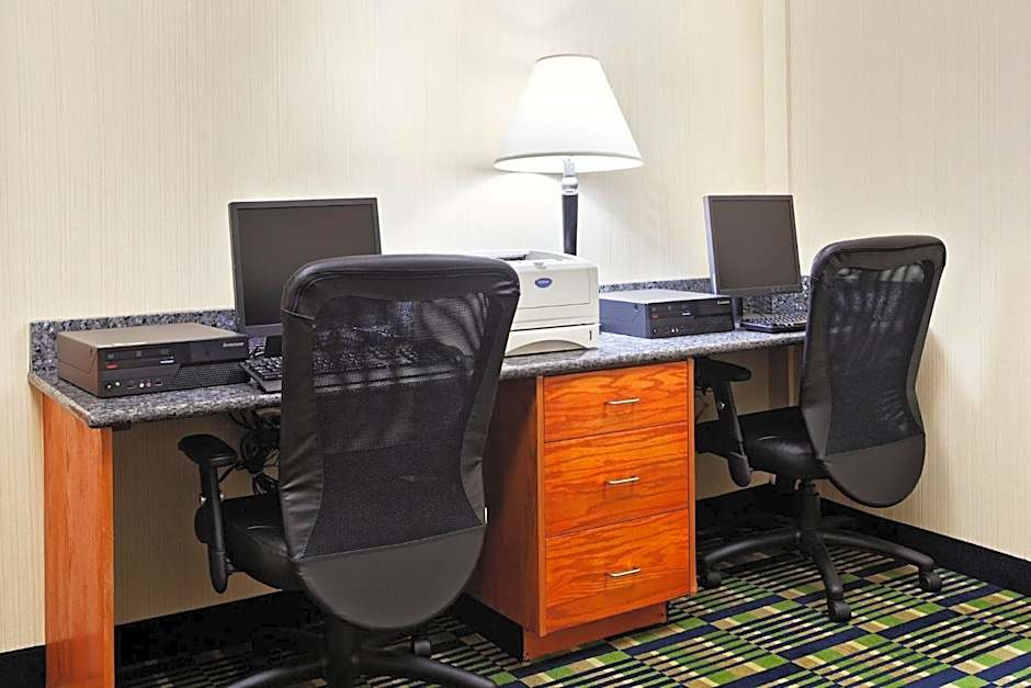 Holiday Inn Express Richmond-Brandermill-Hull Street By IHG